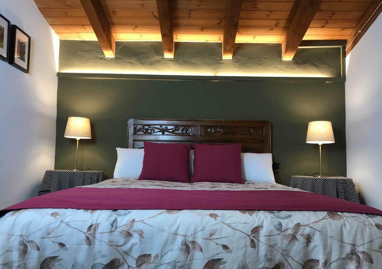 Maison d'hôtes Cal Carreter à Mieres  Extérieur photo